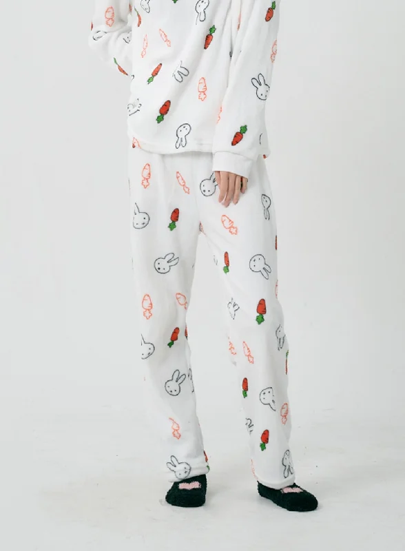 rabbit-and-carrot-pajama-set-id20