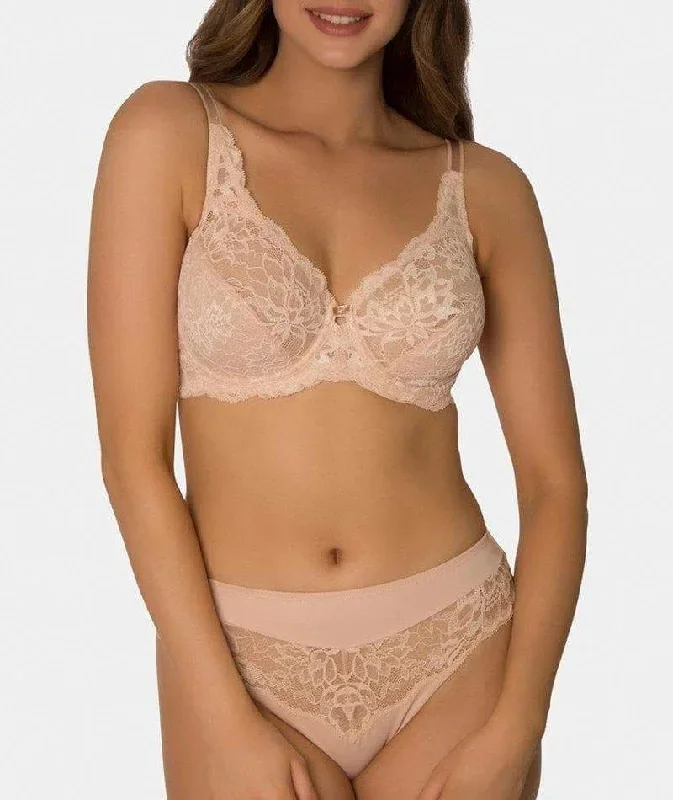 triumph-amourette-charm-bra-neutral-beige